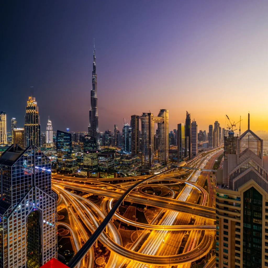 TOP 10 MUST –SEE ATTRACTIONS IN DUBAI